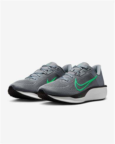 Nike Quest 6 Erkek Yol Koşu Ayakkabısı