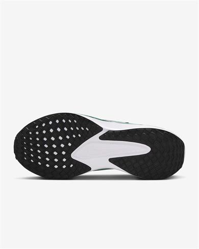 Nike Quest 6 Kadın Yol Koşu Ayakkabısı