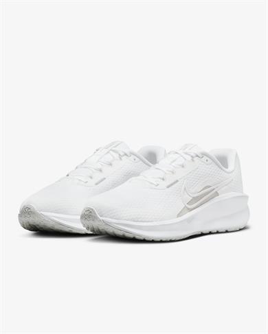 NIKE Downshifter 13 Erkek Yol Koşu Ayakkabısı