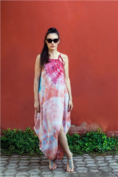 Batik Yırtmaçlı Pembe Elbise