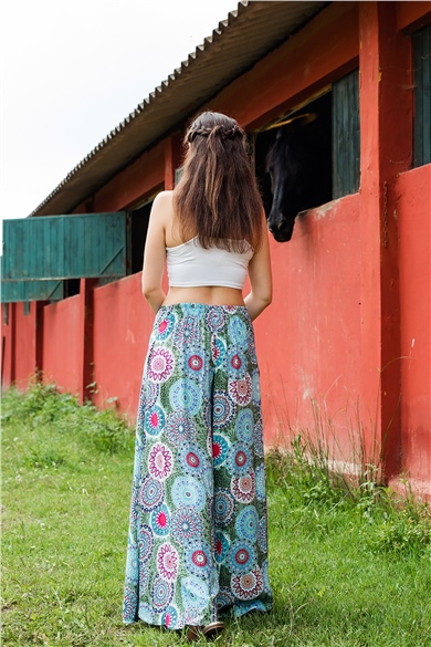 Mandala Desenli Yırtmaçlı Yeşil Pantolon