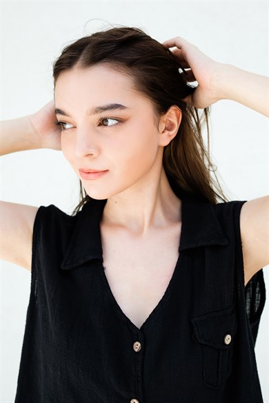 Siyah Yelek Model Keten Gömlek