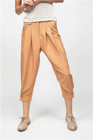 Taba Paçası Düğmeli Slouchy Pantolon