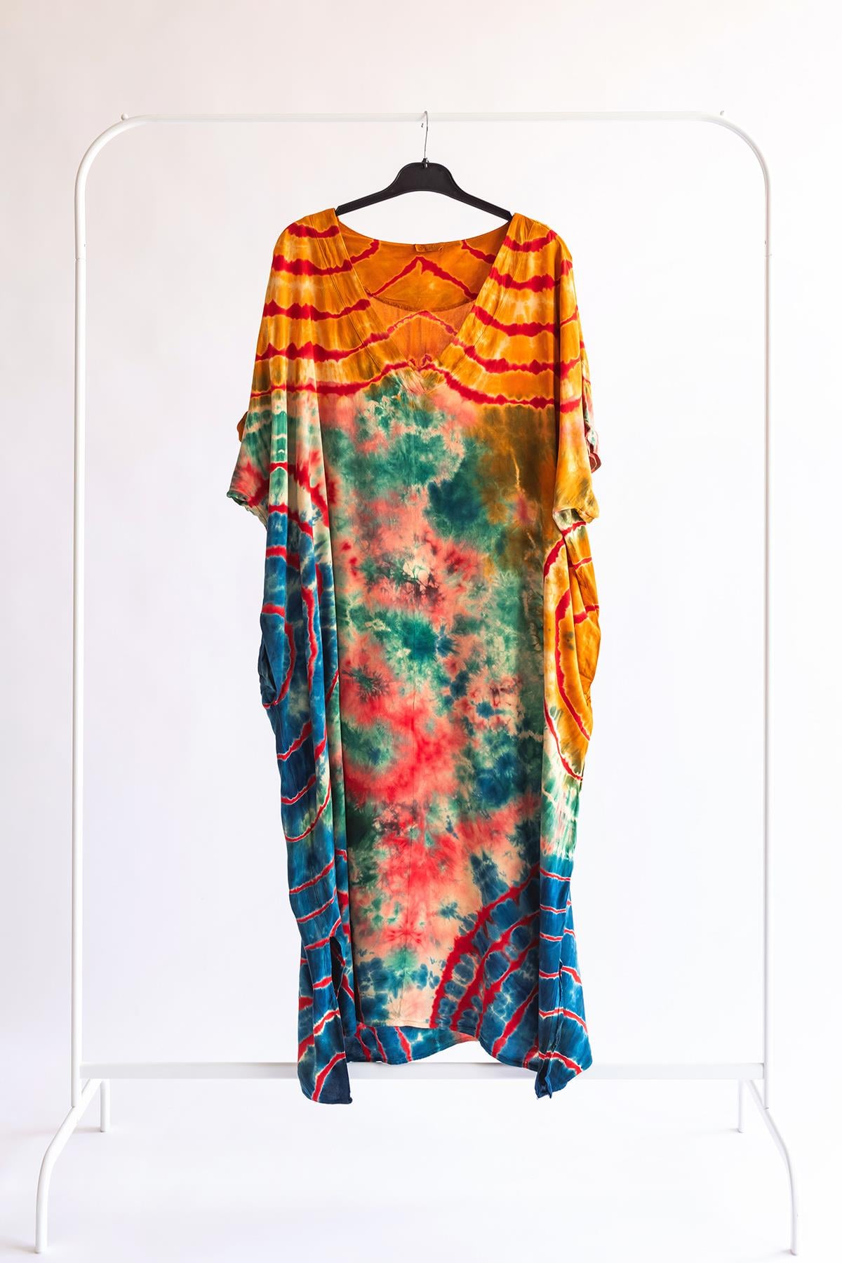 V Yaka Batik Elbise 2