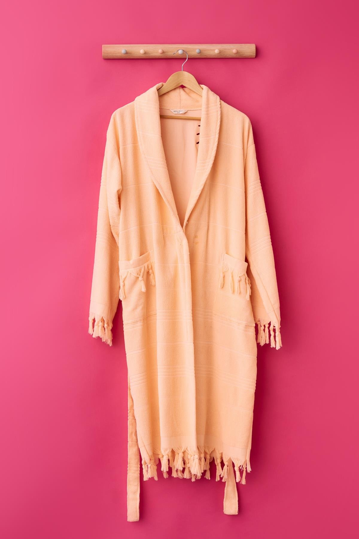 Kadın Pembe Renkli Güneş Detaylı Peştemal Bornoz