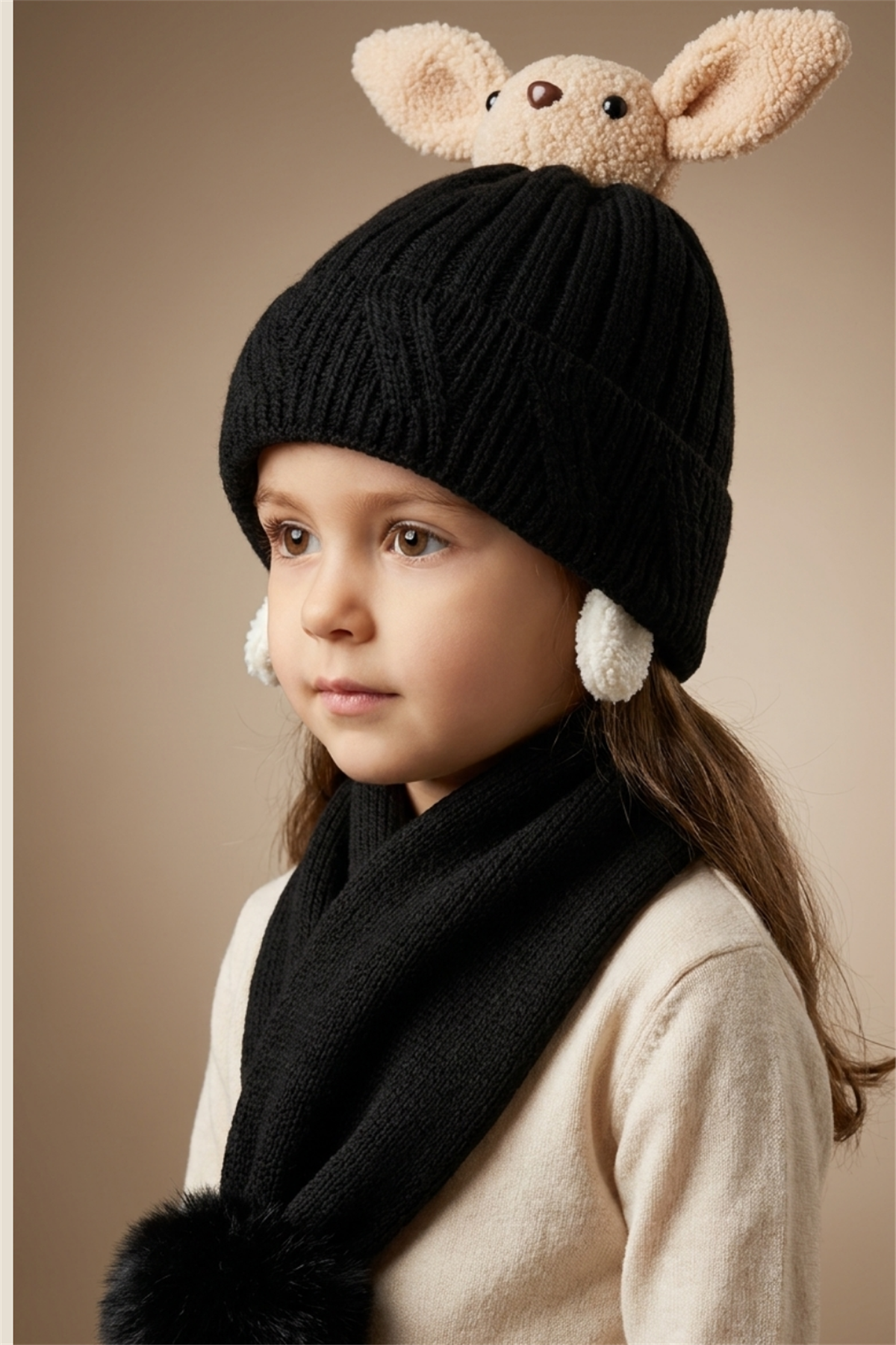 Tavşan Figürlü Siyah Çocuk Şapka Atkı Takımı