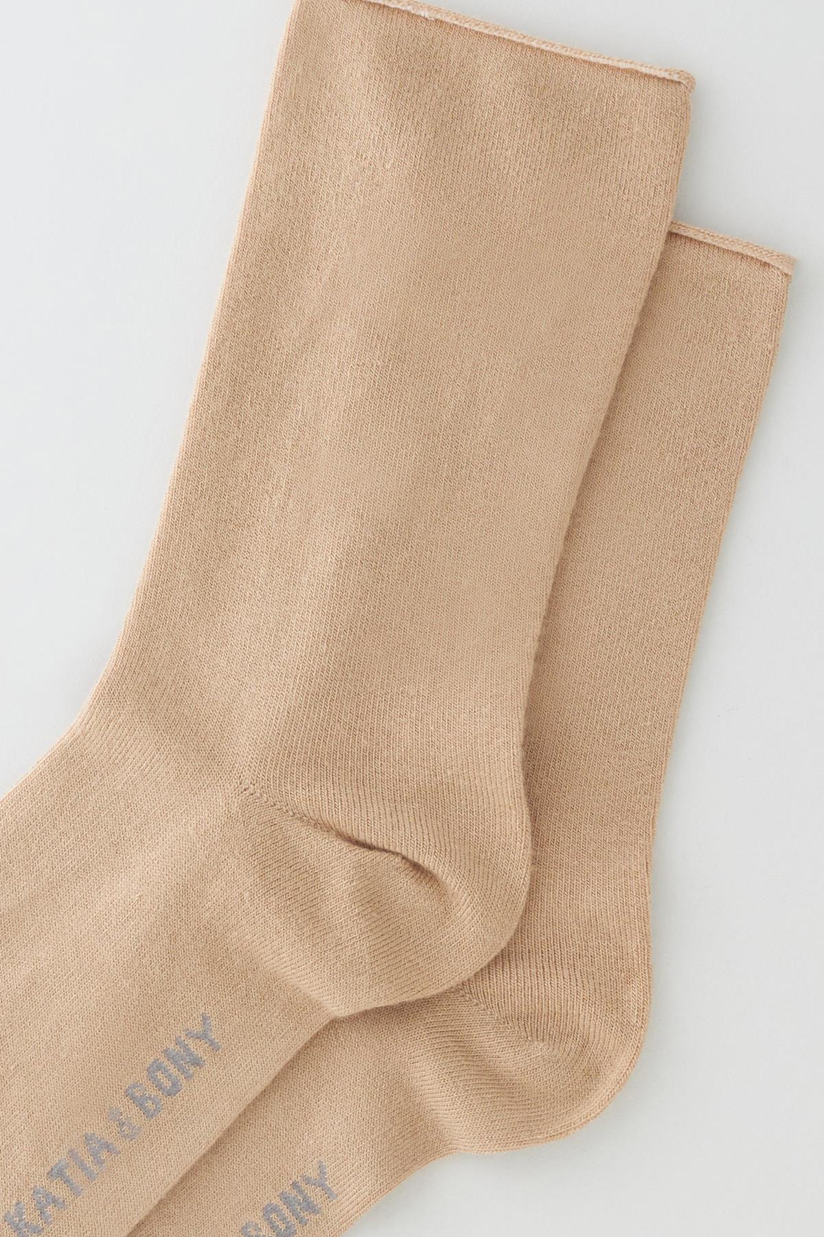 12401G2069 LASTİKSİZ MODAL KADIN ÇORAP LATTE