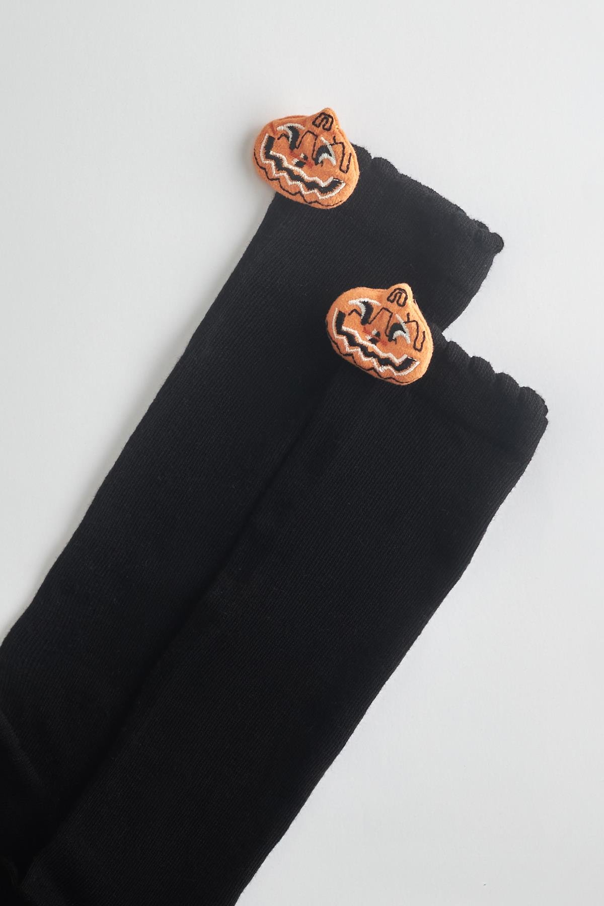 Girls Halloween Detailed Knee-High Socks Black