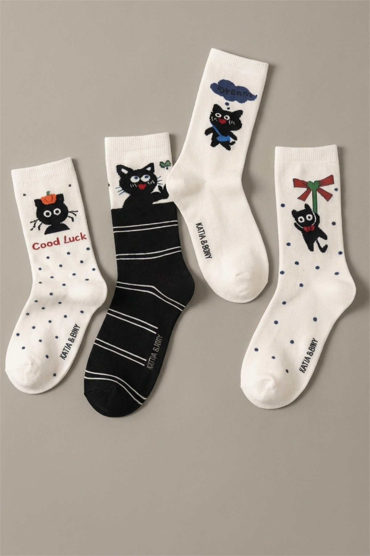 4lü Paket Kedi Desenli Kız Çocuk Soket Çorap