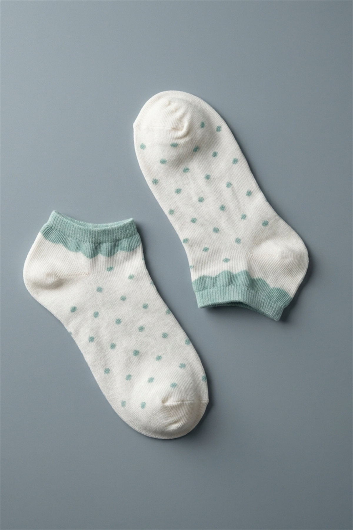 Polka Dot Patterned Green Childrens Step Socks
