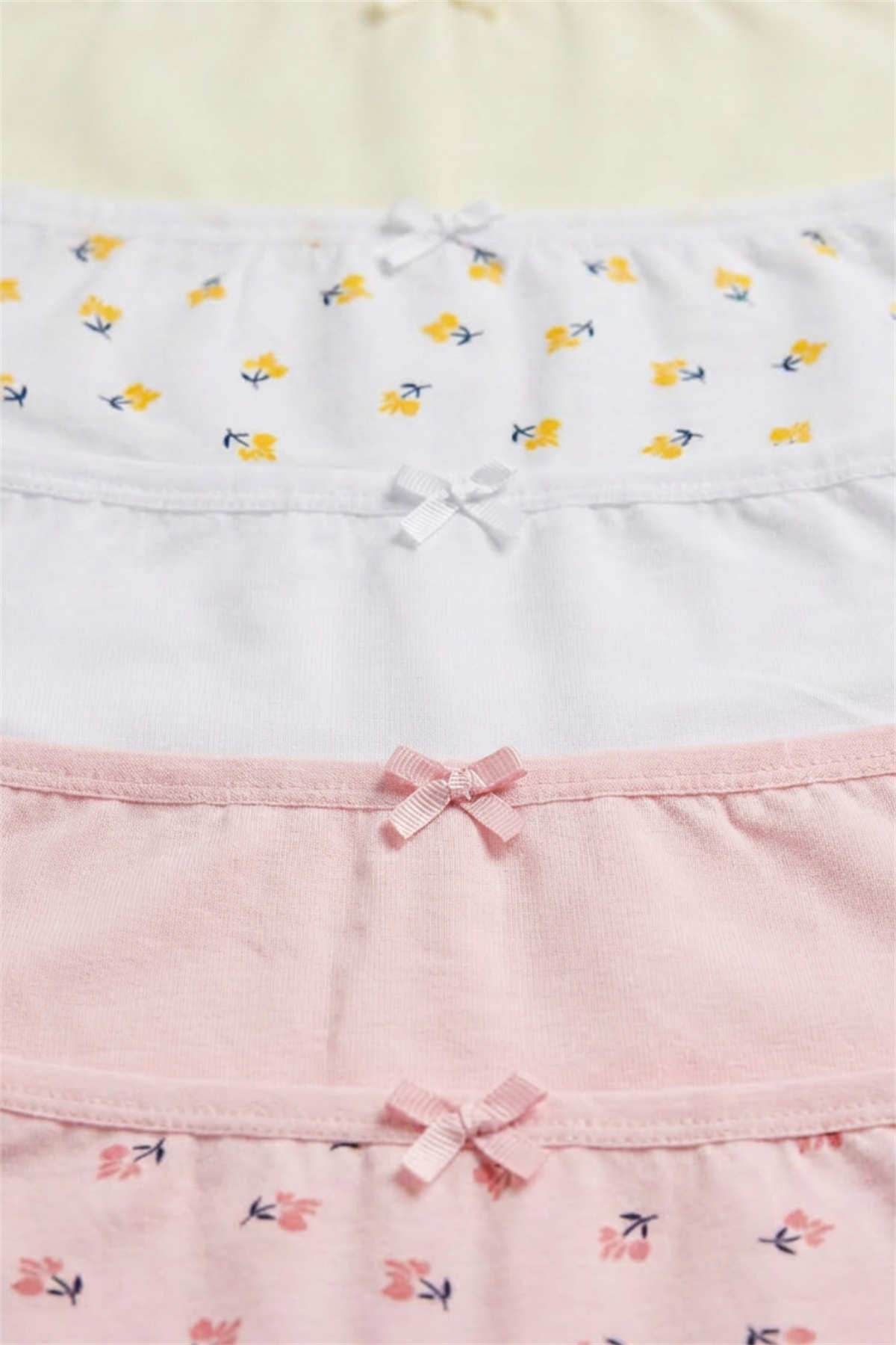 Pack Of 5 Girls Boxers Multicolor