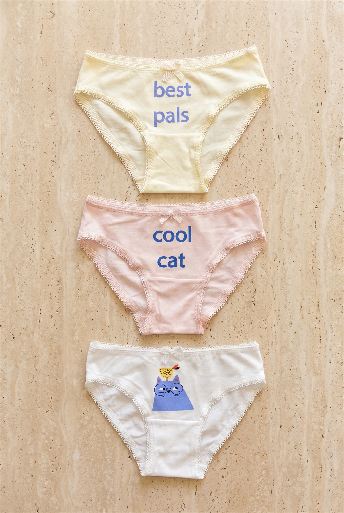 Kız Çocuk Kedi Baskılı Kutulu 3lü Slip