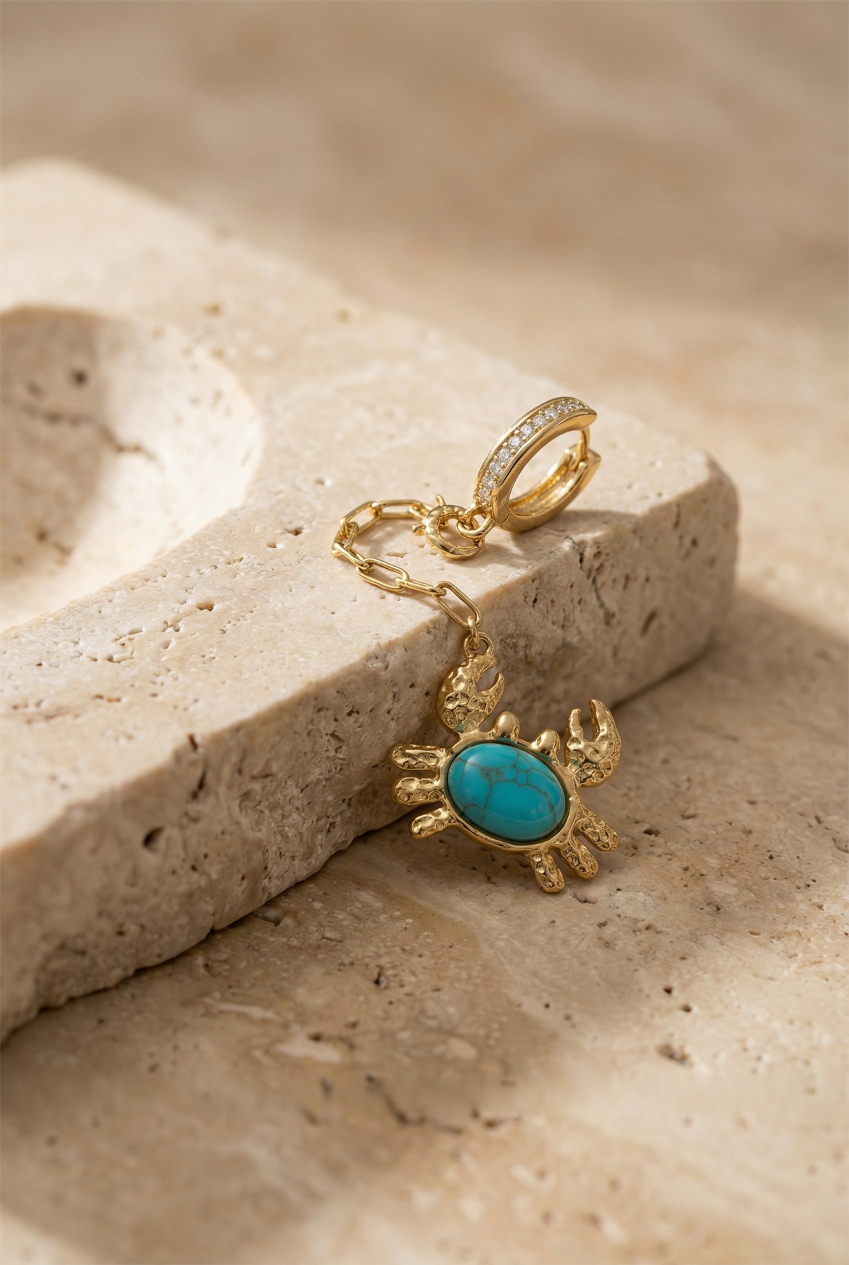 Stone Crab Bikini Charm Gold