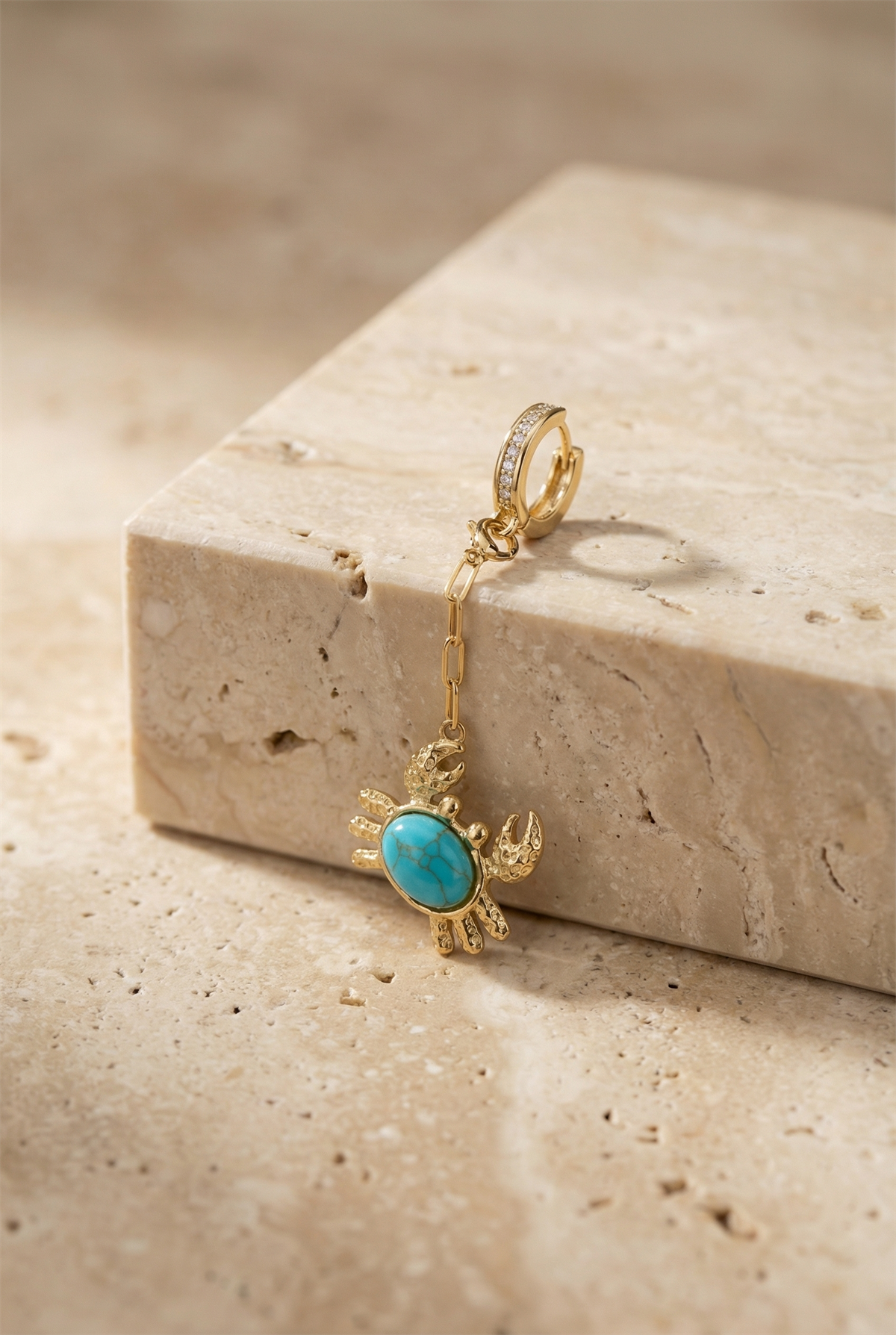 Stone Crab Bikini Charm Gold