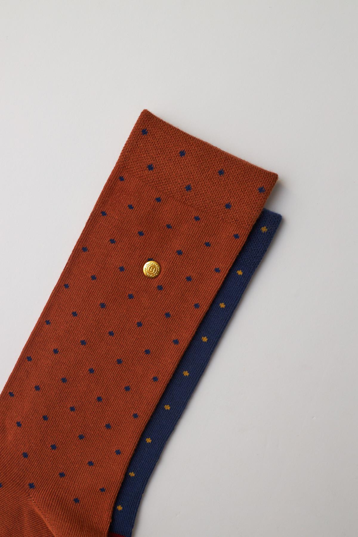 Erkek Zımba Detaylı Puantiyeli Soket Çorap Lacivert-Kahverengi