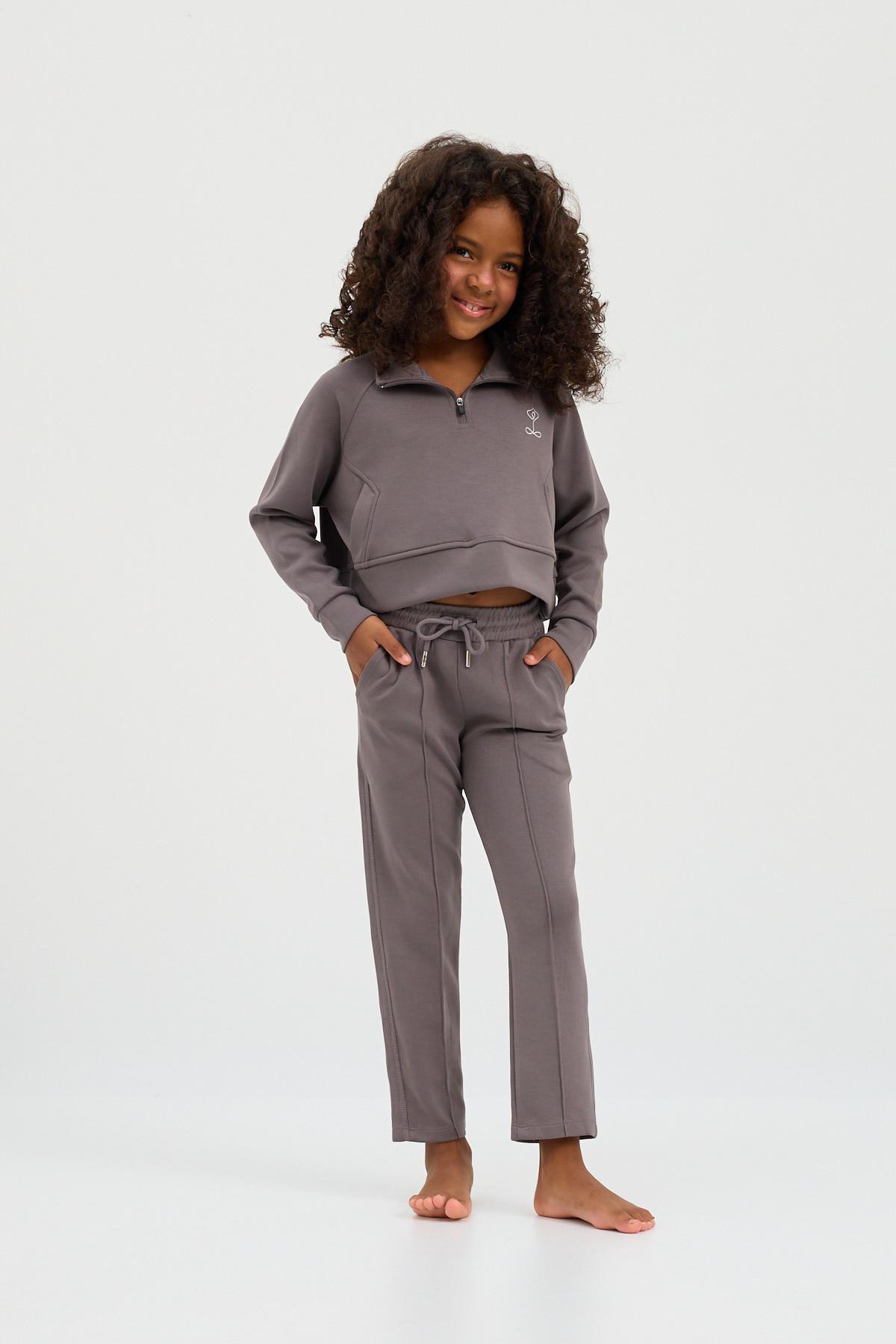 Childrens Basic Fluffy Sweatpants Dark Gray