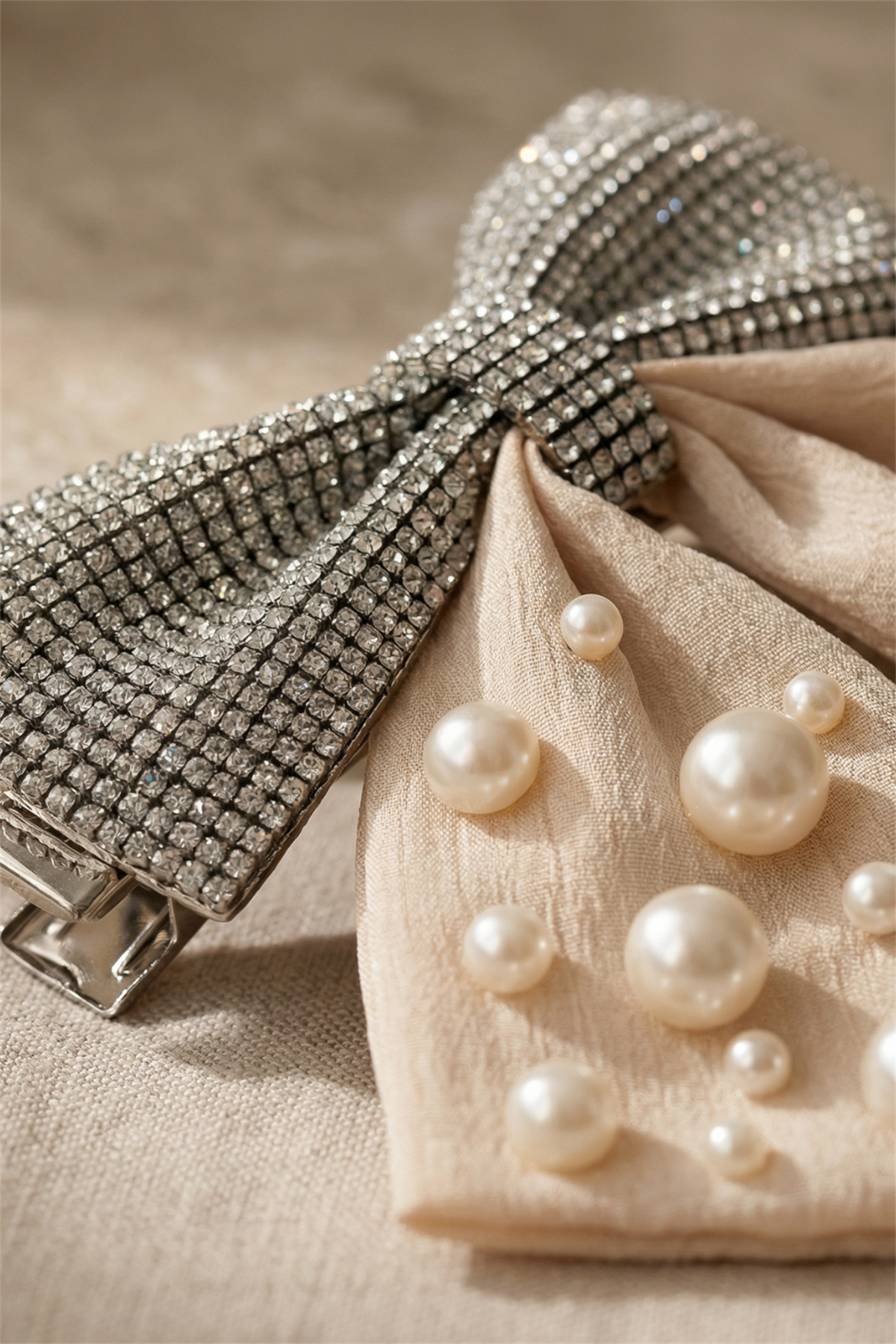 Pearl And Stone Automat Buckle Ecru
