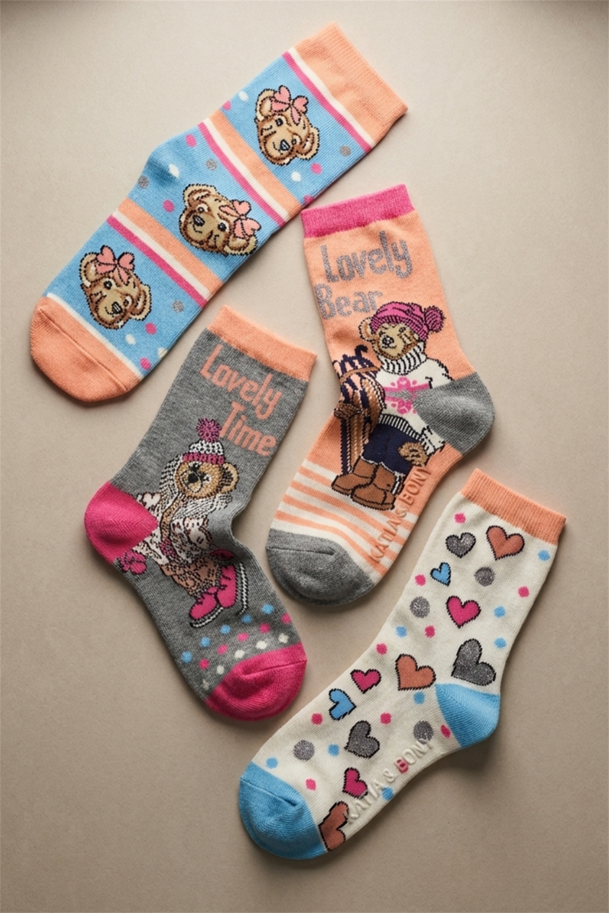 Pack Of 4 Lovely Bear Girls Socks Patterned