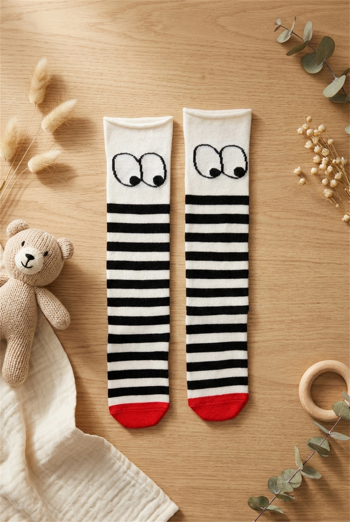 Baby Eye Knee Socks Ecru