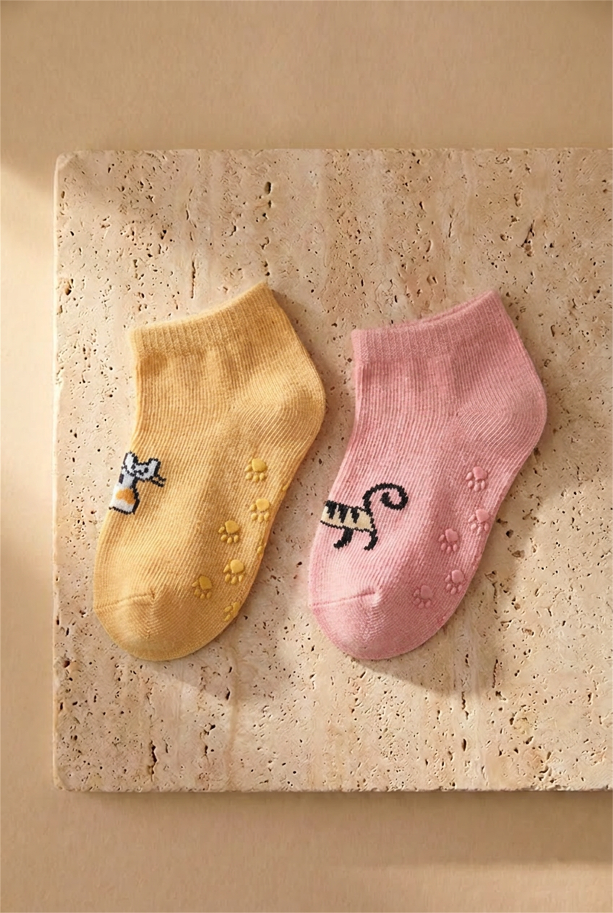 Baby Cat Patterned 2-Piece Step Socks Pink-Brown