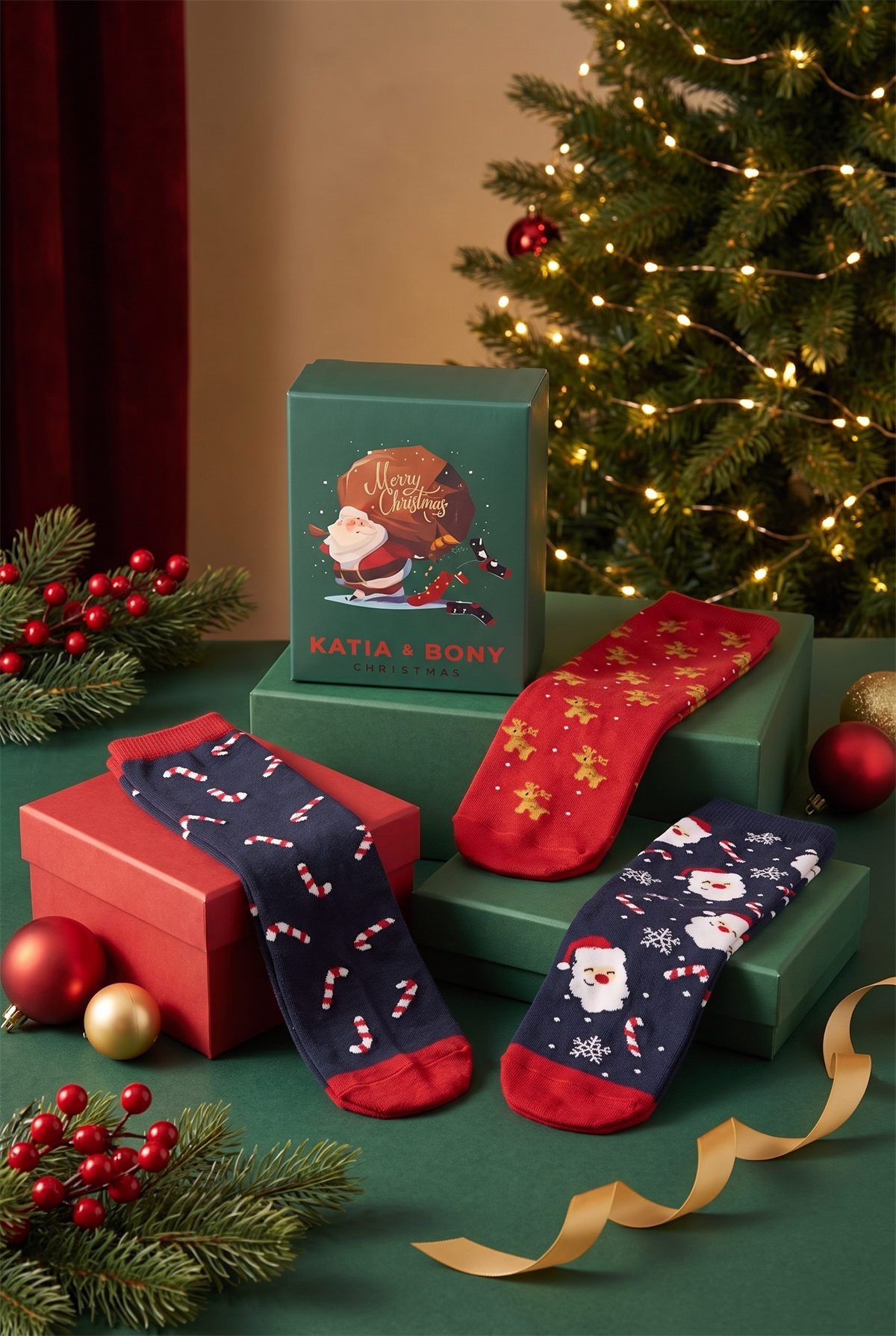 Çocuk 3lü Noel Baba Kutulu Soket Yılbaşı Çorabı