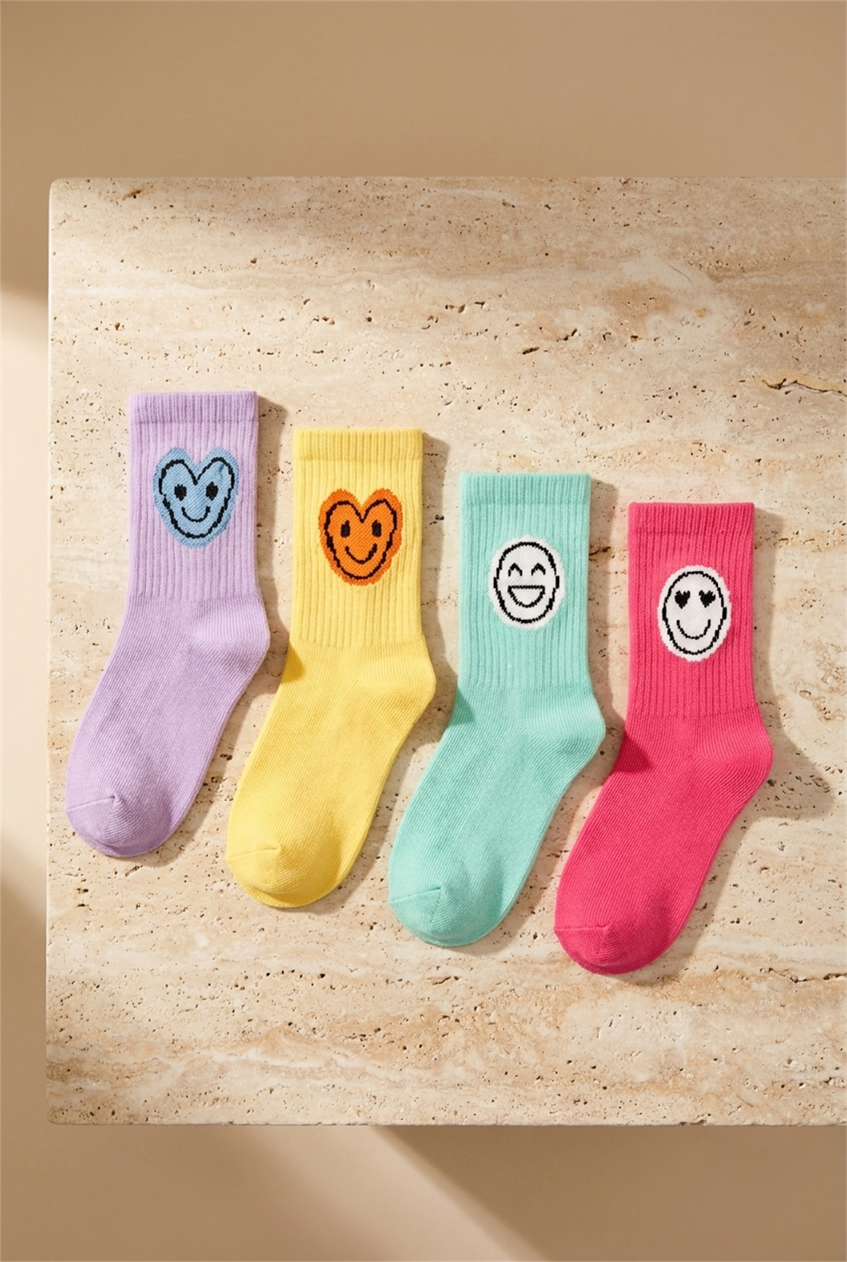 Çocuk 4lü Gülen Yüz Emojili Soket Çorap