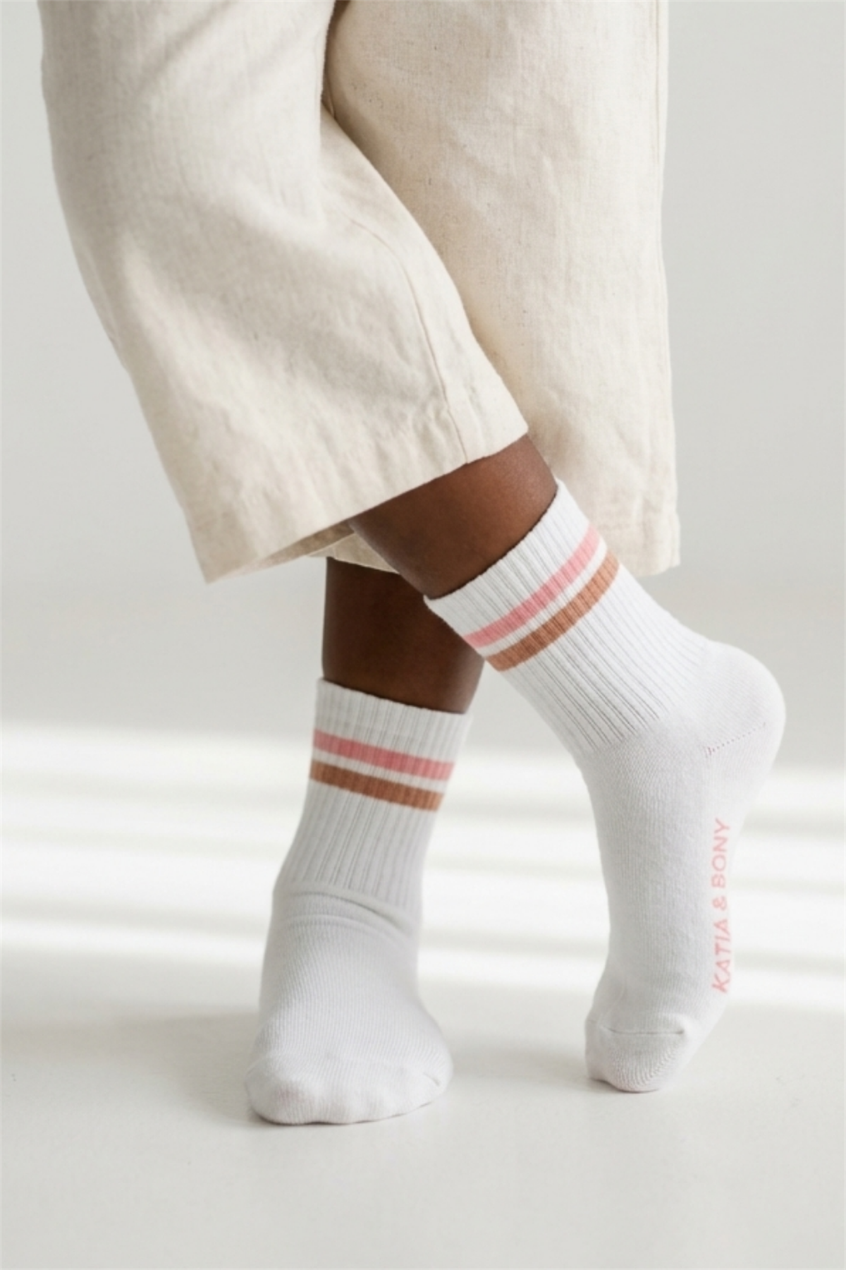 Çocuk Renkli Şeritli Soket Çorap Beyaz