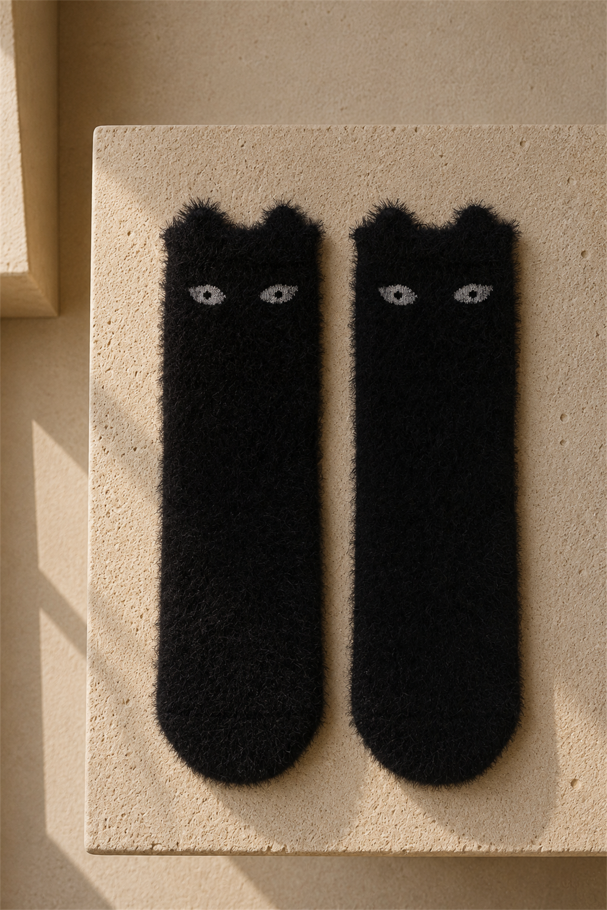 Çocuk Peluş Siyah Soket Uyku Çorabı