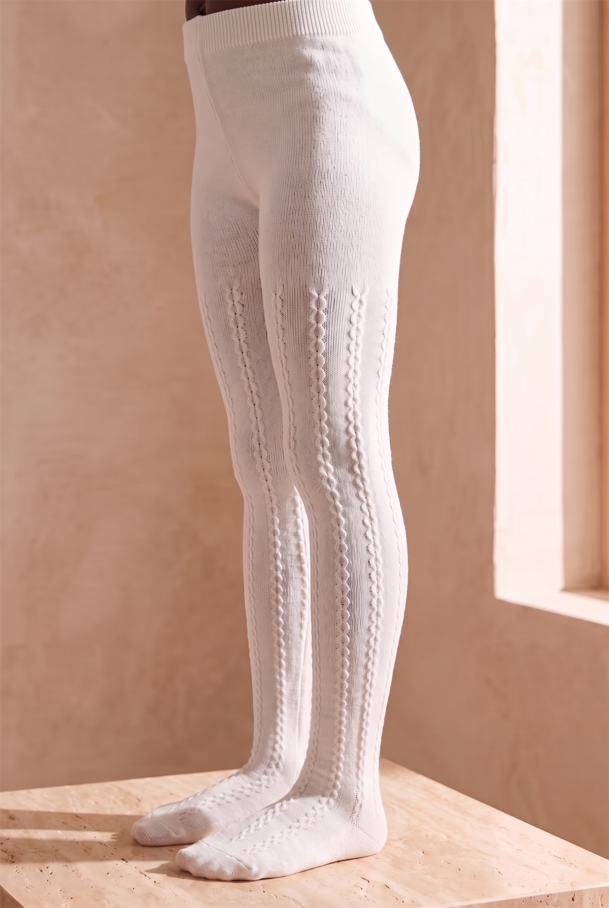 Chain Detailed Pantyhose White