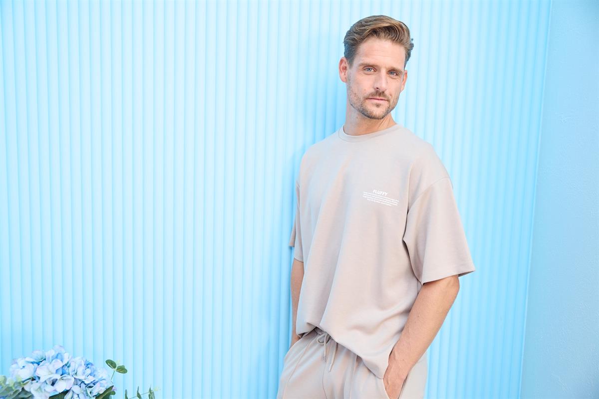 Erkek Bej Renkli Fluffy Baskılı Oversize Tişört