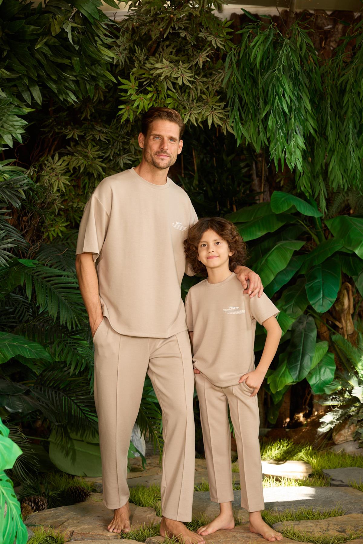 Erkek Çocuk Bej Renkli Beli Bağlamalı Eşofman Altı