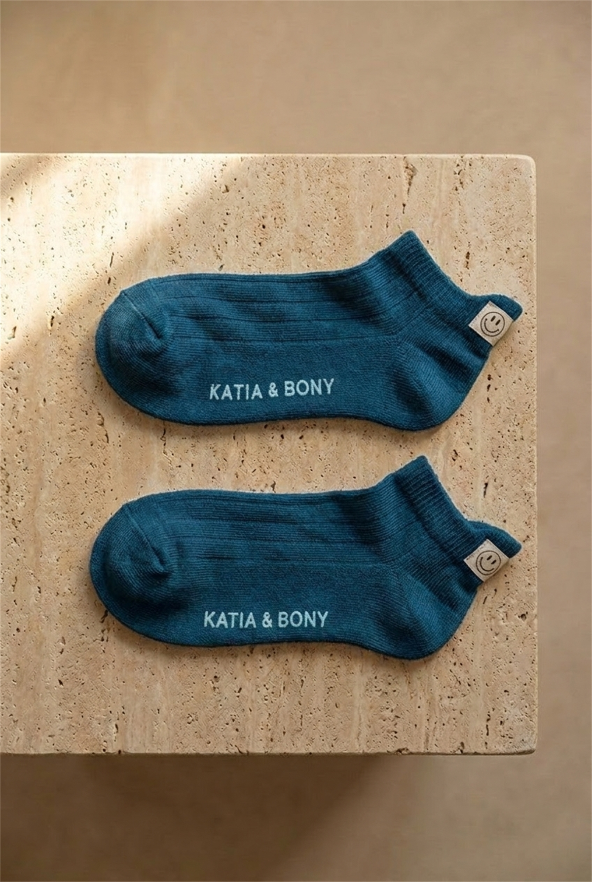 Boys Smiley Face Detailed 4-Piece Booties Socks
