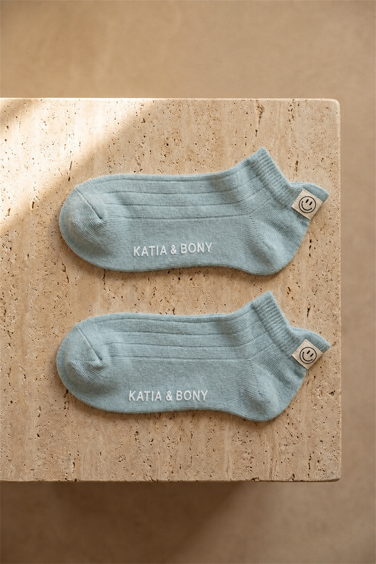 Boys Smiley Face Detailed 4-Piece Booties Socks