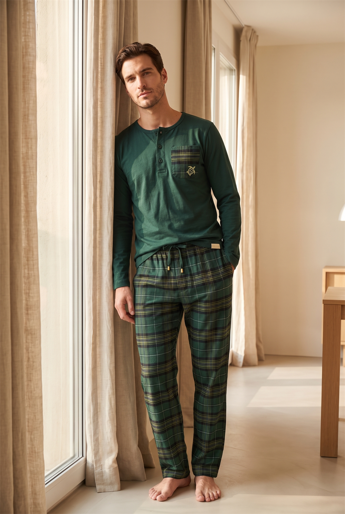 Erkek Dear Santa Kaplumbağa Nakışlı Ekoseli Pijama Takımı Yeşil