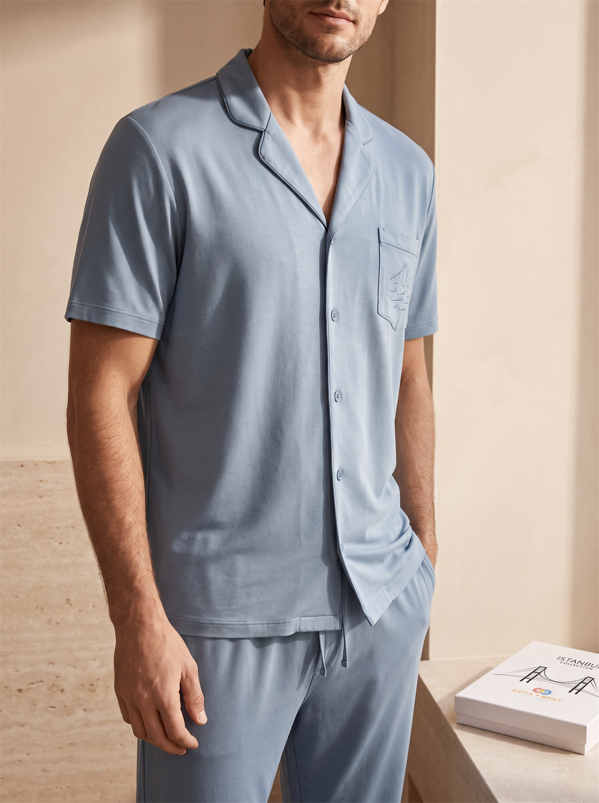 Erkek İstanbul Serisi Boğaz Köprüsü Desenli Premium Kutulu Pijama Takımı Mavi
