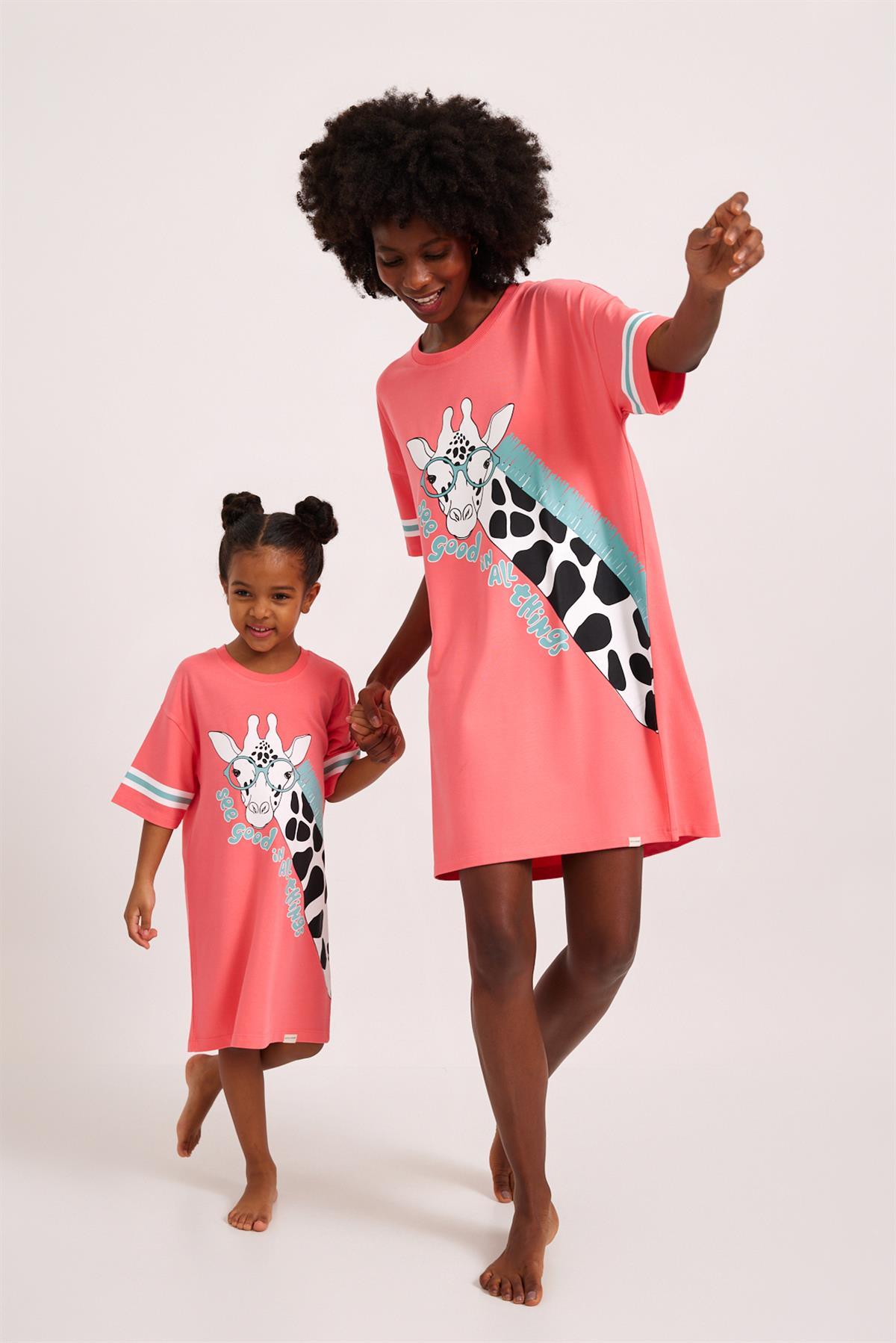 Fun Giraffe Kız Çocuk Gecelik Pembe