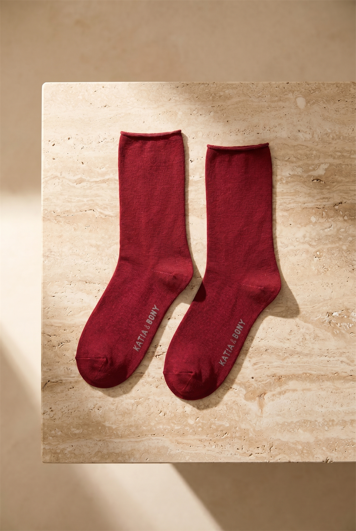 Kadın Bordo Renkli Lastiksiz Modal Kumaş İnce Soket Çorap