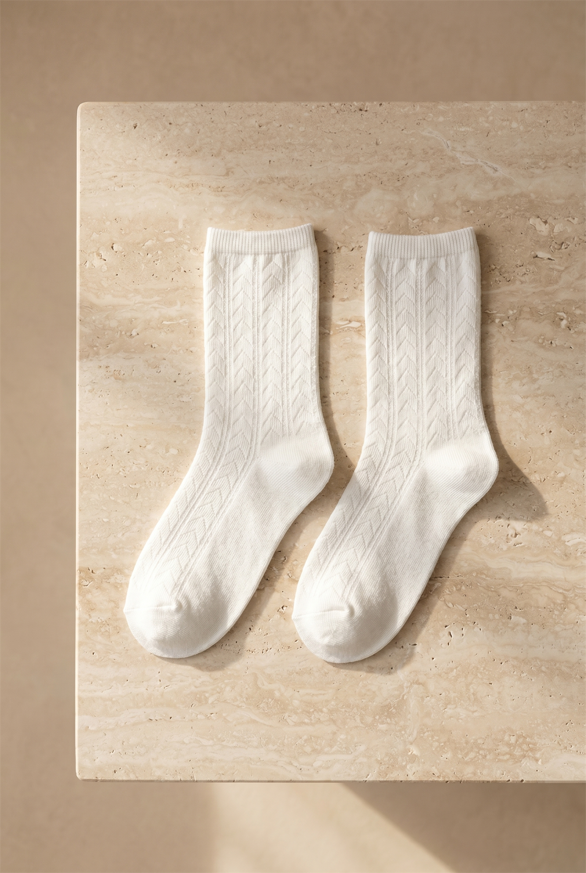 Kadın Desenli Soket Çorap Beyaz