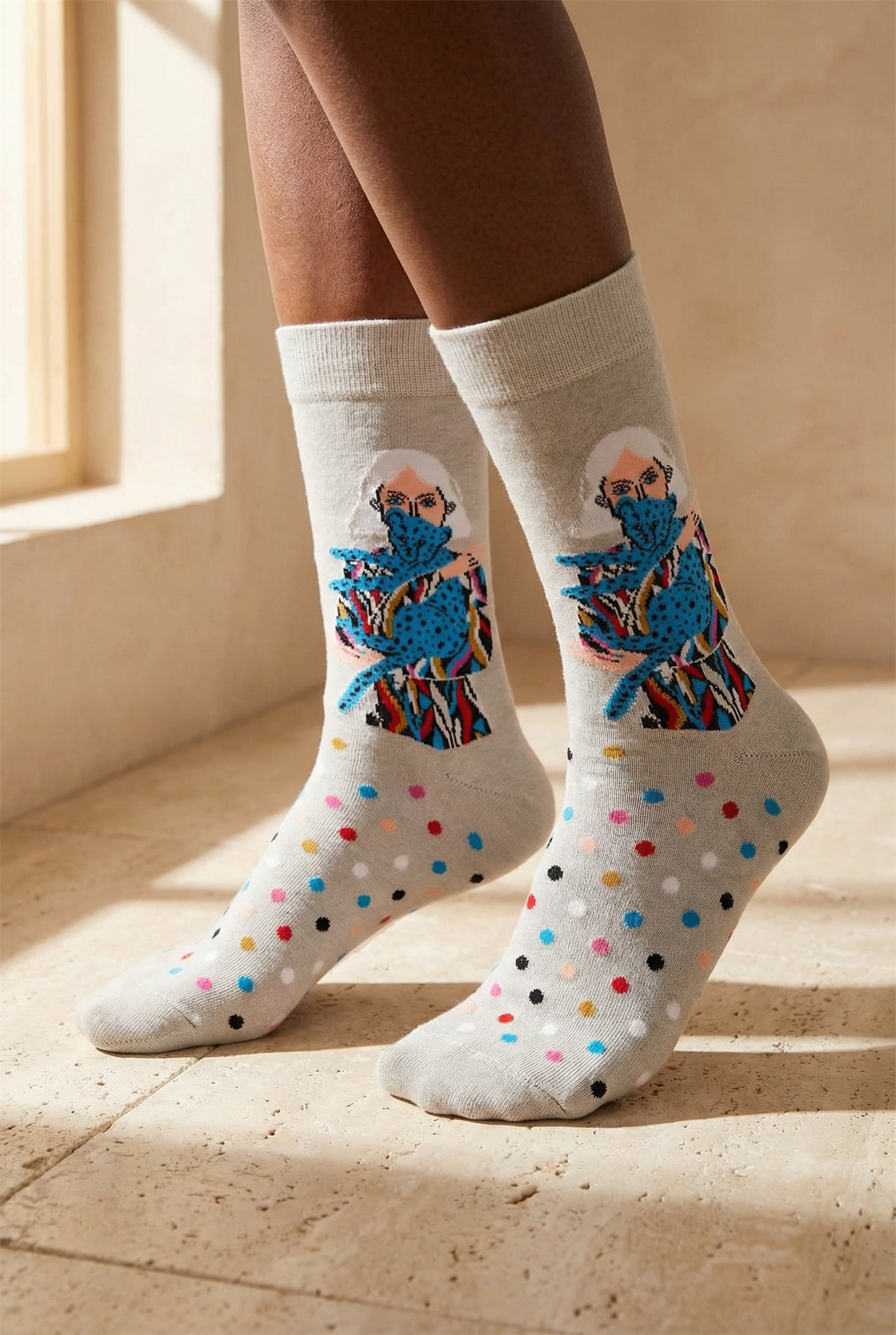 Kadın Figürlü Soket Çorap Gri