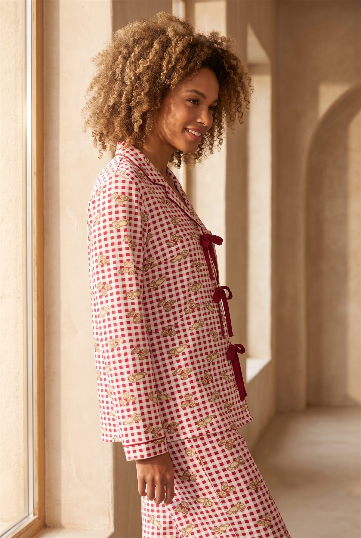 Kadın Fiyonklu Ayıcık Desenli Ekose Pijama Takımı