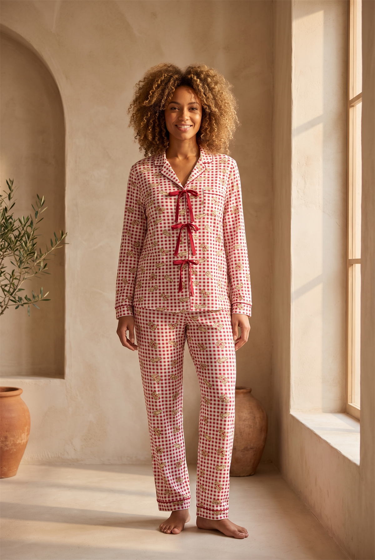 Kadın Fiyonklu Ayıcık Desenli Ekose Pijama Takımı