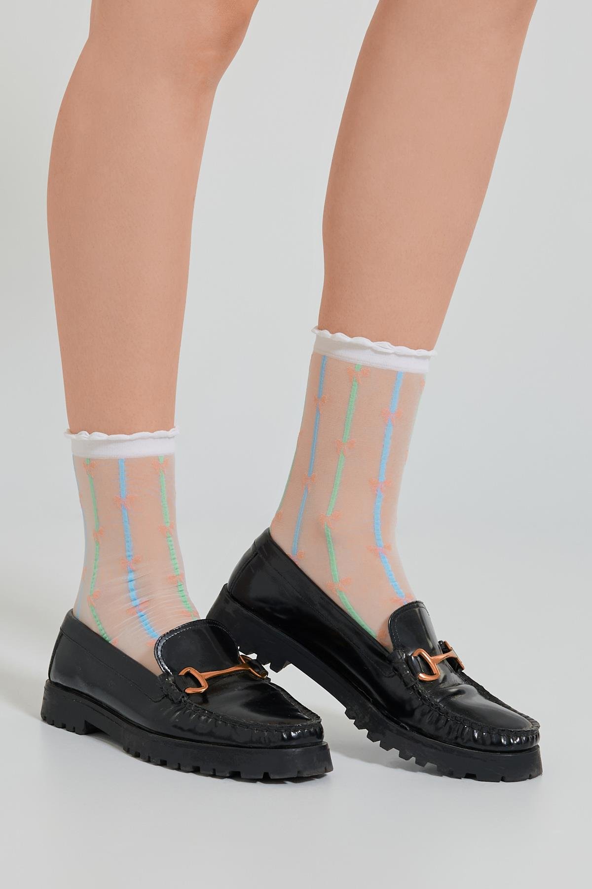 Womens Bow Detailed Thin Ankle Socks White