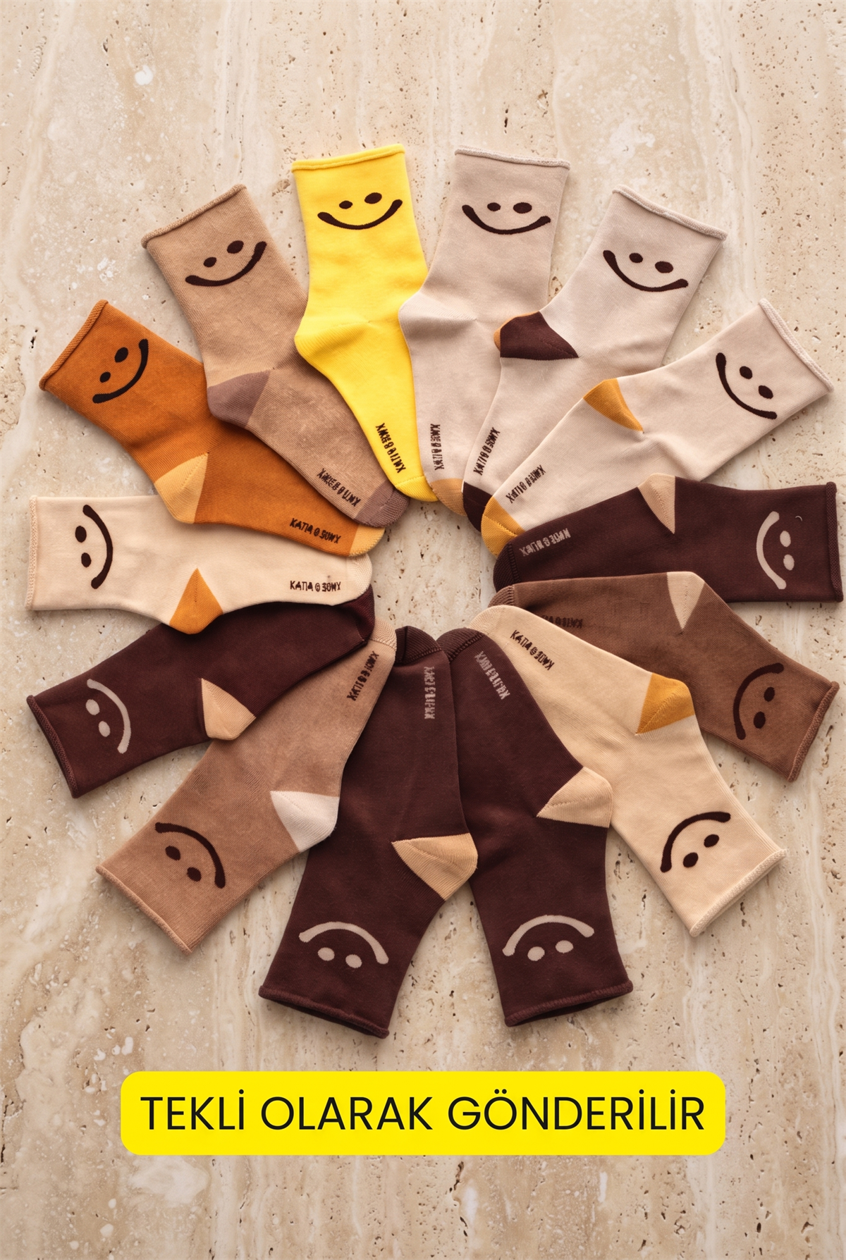 Womens Smiley Face Patterned Surprise Towel Ankle Socks Multicolor