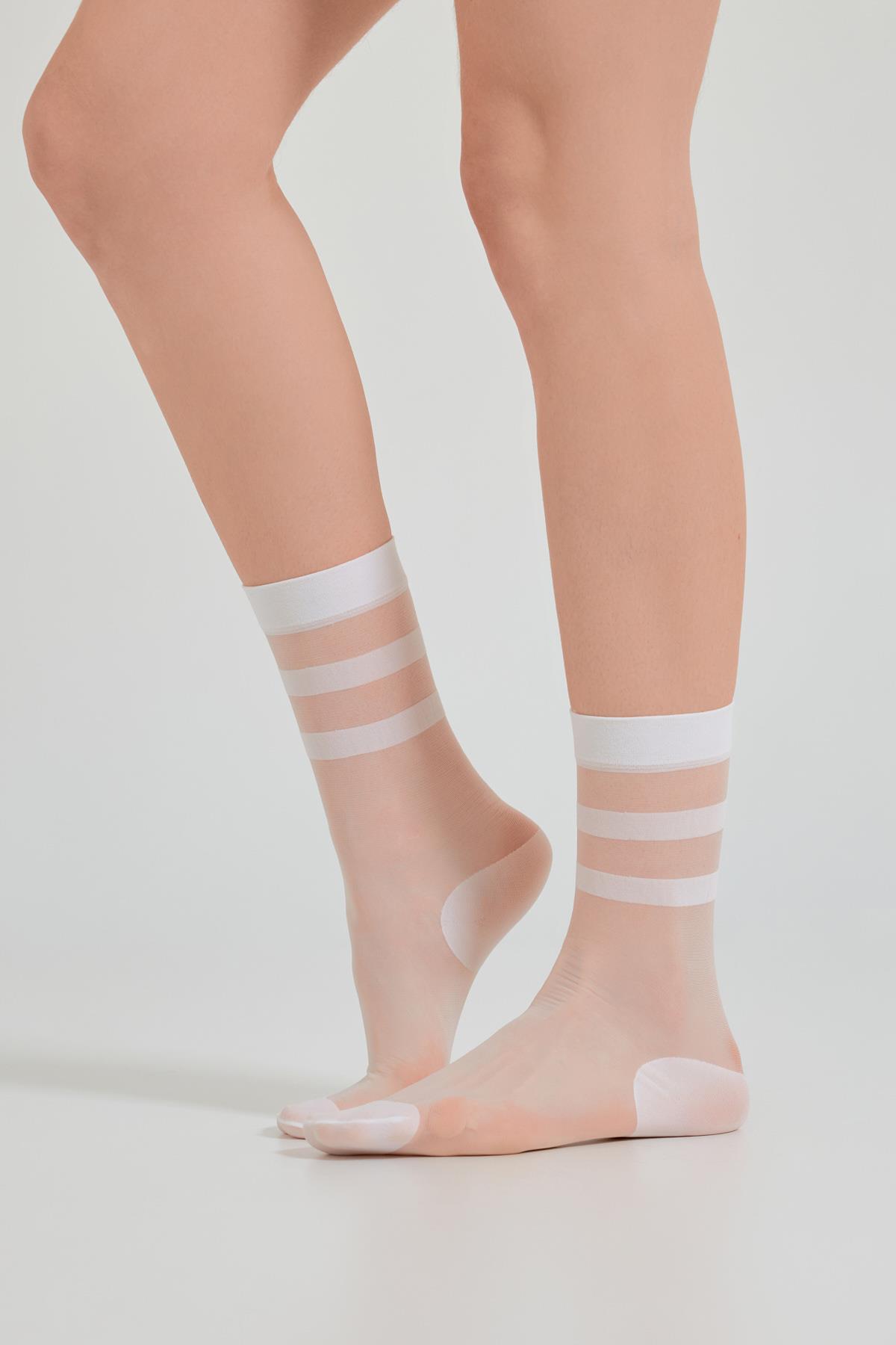 Womens Thick Striped Thin ankle Socks White