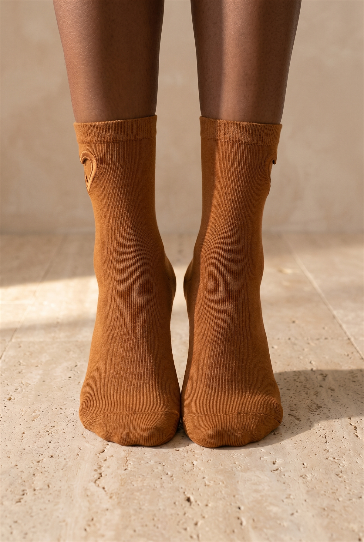 Kadın Kalp Pencereli Soket Çorap Kahverengi