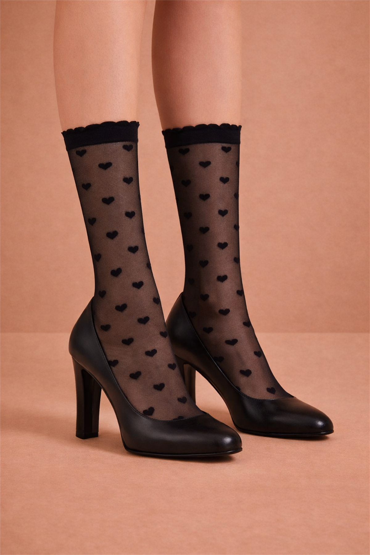 Kadın Kalpli İnce Soket Çorap Siyah