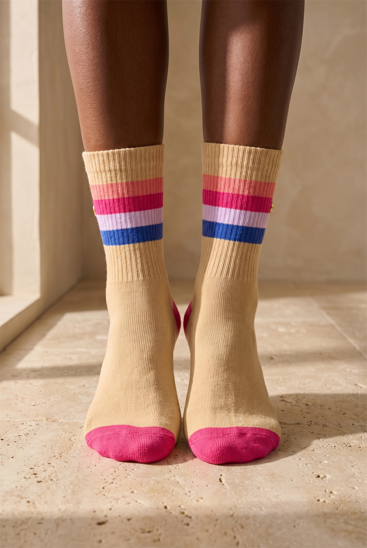 Kadın Renkli Şeritli Soket Çorap Pudra