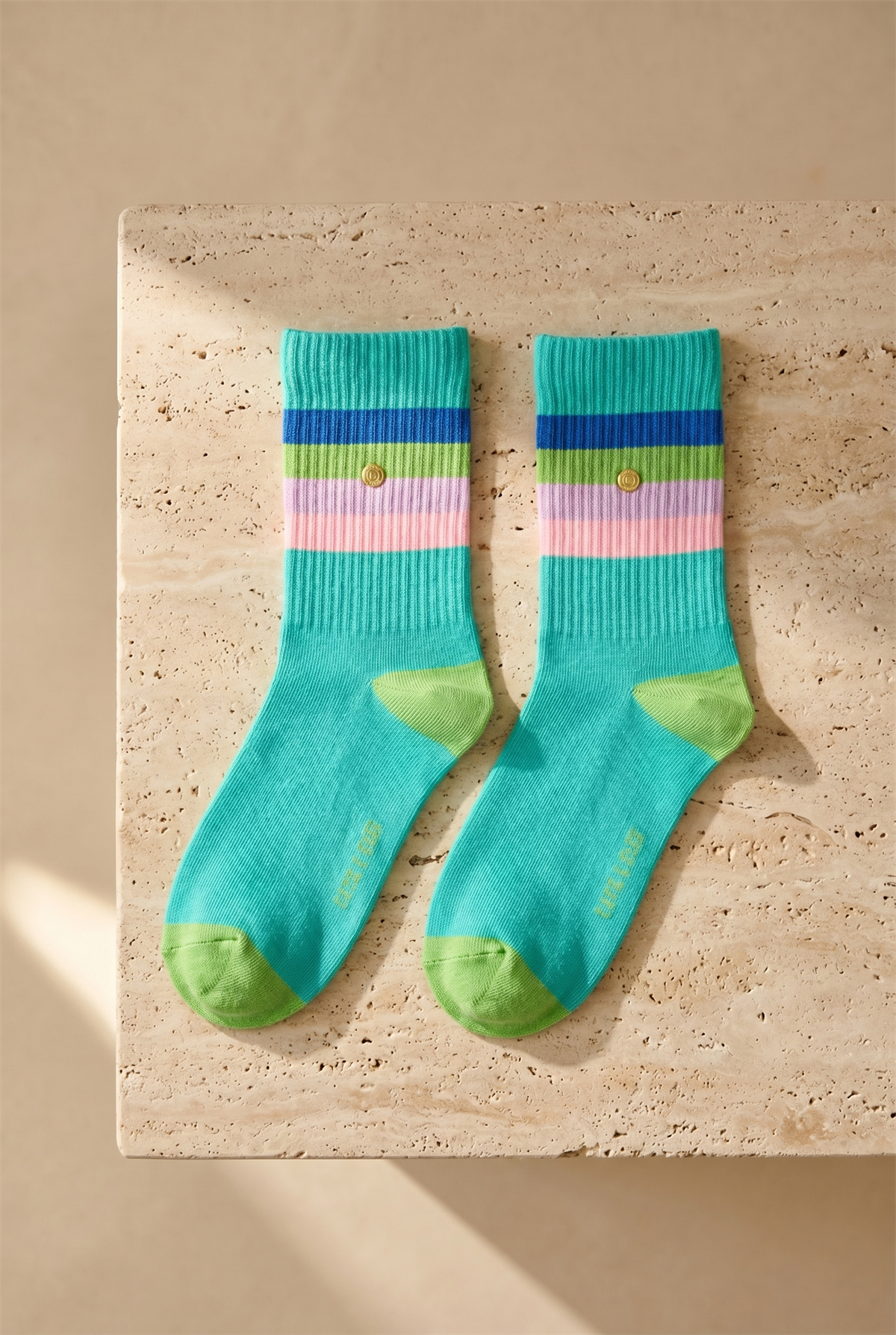 Kadın Renkli Şeritli Soket Çorap Turkuaz