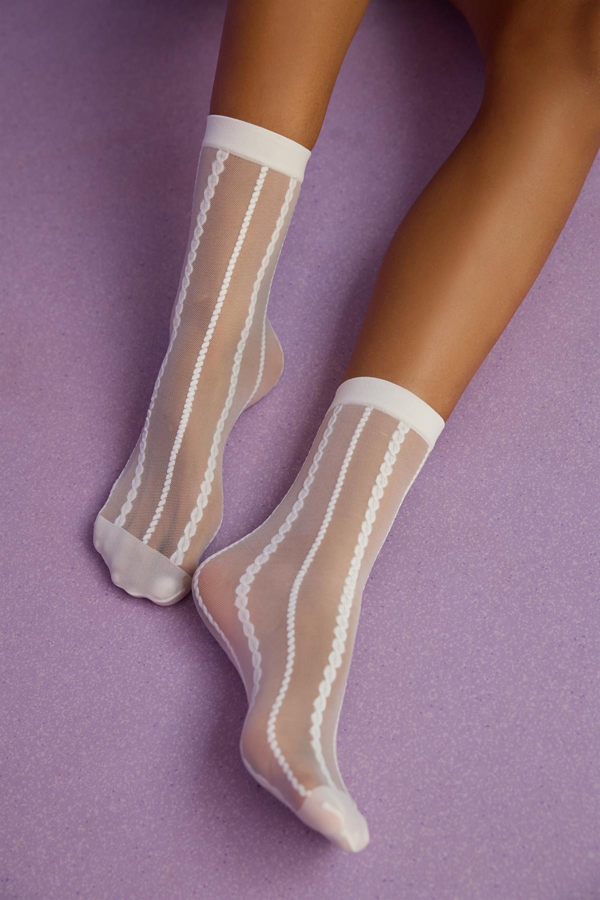 Womens Ecru Colored Striped Patterned Thin Socket Socks