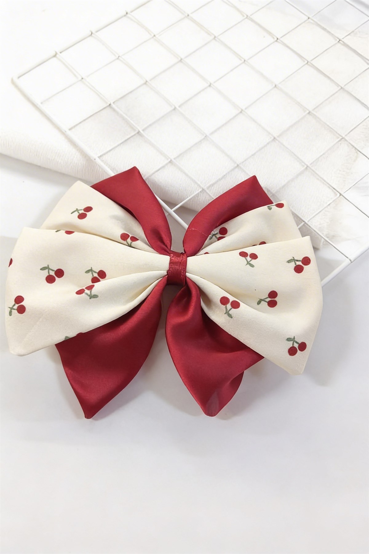 Cherry Bow Vending Machine Buckle Ecru-Claret Red